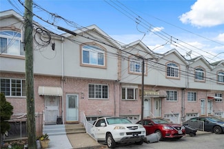39 Deirdre Ct, Staten Island, NY 10304