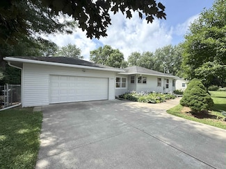 215 E Dean Ave, Madison, WI 53716