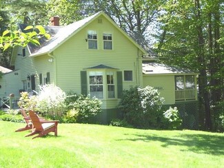 7 Brook Ln, Portland, ME 04108