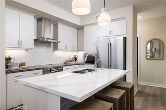 107 N 1st Ave, Upland, CA 91786