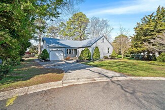 104 Laurel Cir, Absecon, NJ 08201