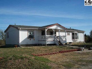 1931 Eisenhower Rd, McPherson, KS 67460