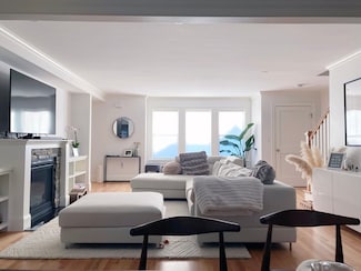 72 Holland St Unit 72, Winchester, MA 01890