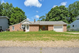 208 W Saint Marys St, Decatur, MI 49045