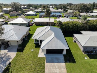 5202 SE 42nd St, Okeechobee, FL 34974