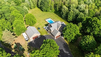 7048 Ontario Center Rd, Ontario, NY 14519