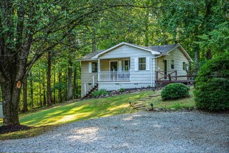 3266 High View Dr, Louisville, TN 37777