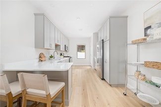 45 W Valley Cir, West Warwick, RI 02893