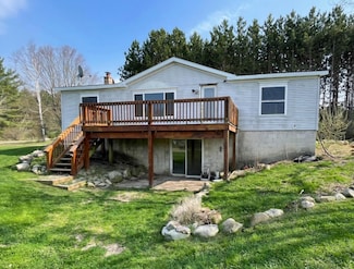 170 Meceola Rd, Lake, MI 48632