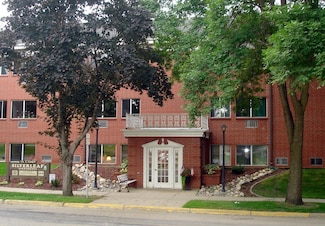 124 E Summit Ave, Fergus Falls, MN 56537