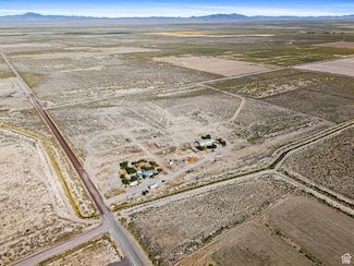 1040 N Center St, Delta, UT 84624