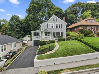 32 Summit Ave, Quincy, MA 02170