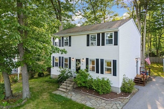 15 Wildflower Dr, Concord, NH 03303