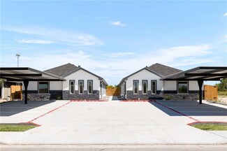 706 Palmer Rd, Mission, TX 78573