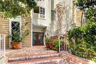 4401 Moorpark Way Unit 310, Toluca Lake, CA 91602