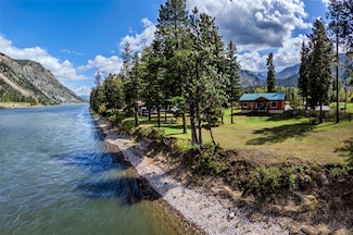 1500 River Rd W, Plains, MT 59859