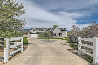 7401 Deerfield Rd, Longmont, CO 80503