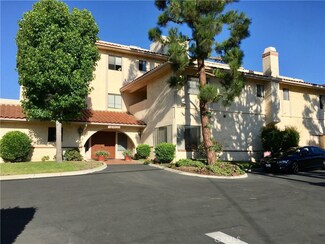 18900 Delaware St Unit 215, Huntington Beach, CA 92648
