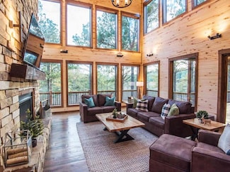 189 Sweet Gum Trail, Broken Bow, OK 74728