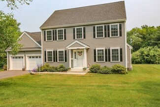 3 Jade Hill Rd, Auburn, MA 01501