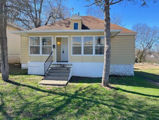 1411 N Fremont Ave, Springfield, MO 65802