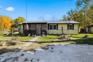 301 S Adams St, West Lebanon, IN 47991