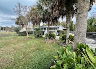 320 Lake Moultrie Dr, Bonneau, SC 29431