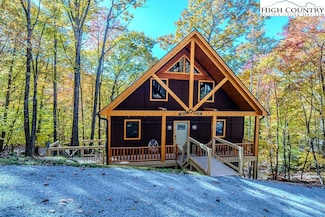 207 Jackpine Rd, Beech Mountain, NC 28604