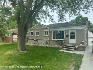 2107 Westbury Rd, Lansing, MI 48906
