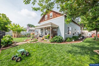 1377 Juniper St, Junction City, OR 97448