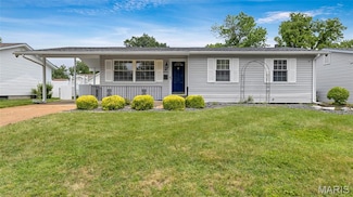 995 Sherman Ln, Florissant, MO 63031
