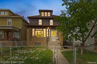22 W Henry St, River Rouge, MI 48218