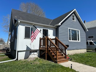 125 W Alfred St, Alpena, MI 49707