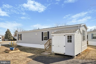 1446 Gibson Rd Unit D34, Bensalem, PA 19020