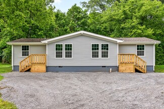 1240 Greenfield Dr, Clarksville, TN 37040