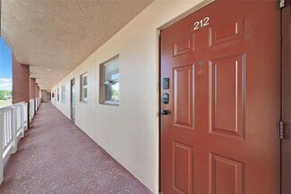 9281 Sunrise Lakes Blvd Unit 212, Sunrise, FL 33322
