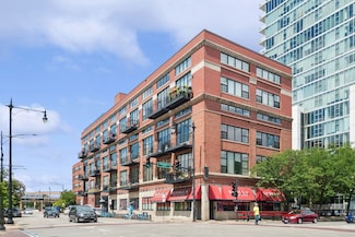 70 E 18th St Unit 4E, Chicago, IL 60616