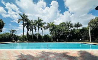 9350 Fontainebleau Blvd Unit 311, Miami, FL 33172