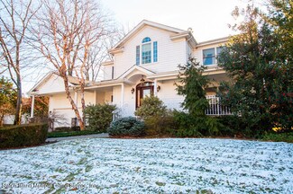 86 Merrick Ave, Staten Island, NY 10301