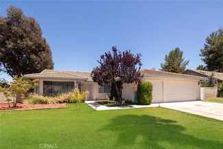 30630 Brookstone Ln, Lake Elsinore, CA 92530