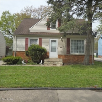 4984 Henry St, Cleveland, OH 44125