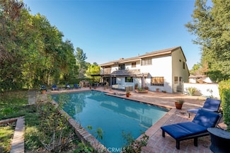 5250 Scott Robertson Rd, Hidden Hills, CA 91302