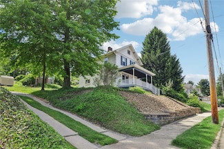 506 7th Ave, Coraopolis, PA 15108