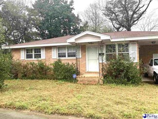 304 Lexington Ave, Kingstree, SC 29556