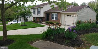 2305 Pioneer Ct, Fort Washington, MD 20744