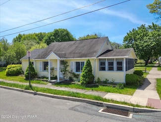 59 State St, East Stroudsburg, PA 18301