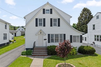 616 Dickson St, Endicott, NY 13760