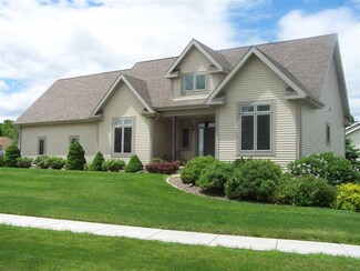 104 Ridgeview Ln, Columbus, WI 53925