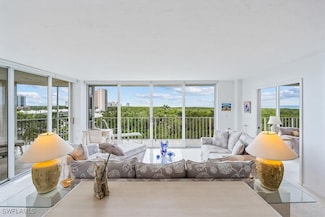 6361 Pelican Bay Blvd Unit 501, Naples, FL 34108