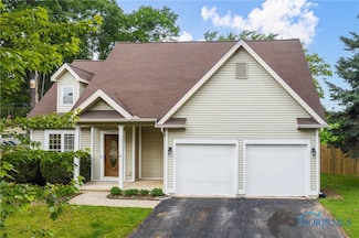 5533 Allison Ln, Sylvania, OH 43560